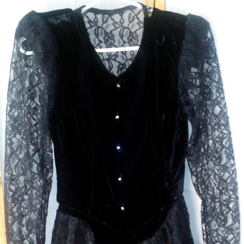 Black lace 2 piece dress